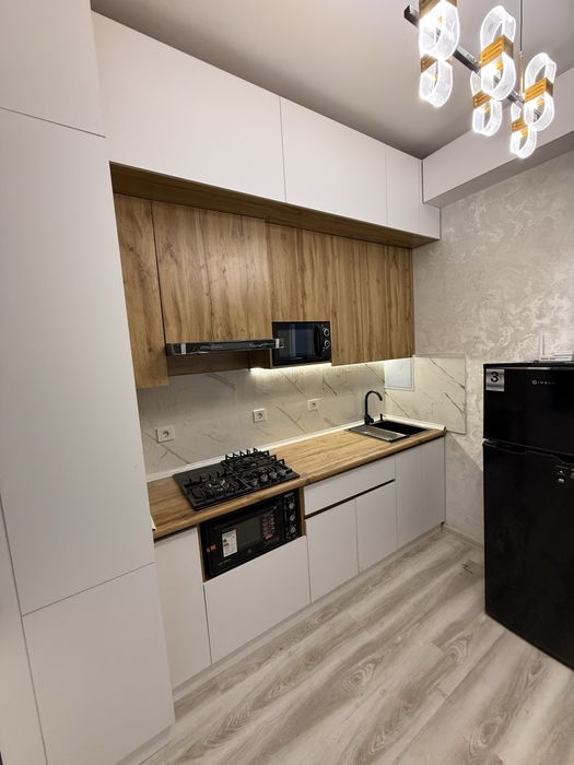 Sergeli ayraportda 3 xonalik uy novostroyka