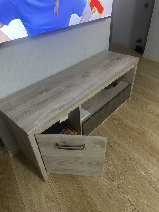 Продам тумбу пол тетевизор