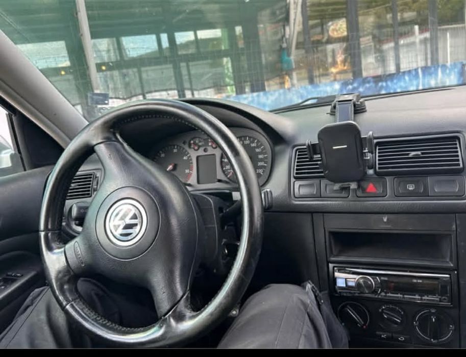 ПРОДАВАМ ГОЛФ 4 1.9 ДИЗЕЛ