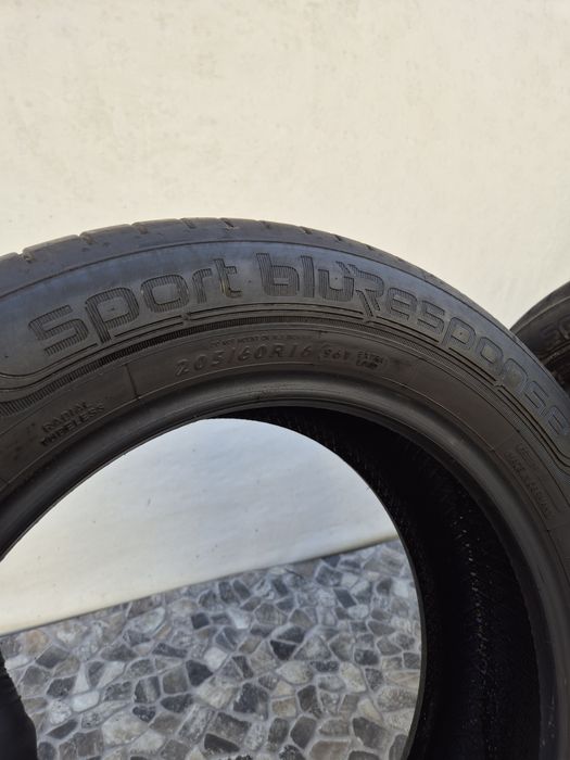 2бр 205 60 16 Dunlop летни 24г
