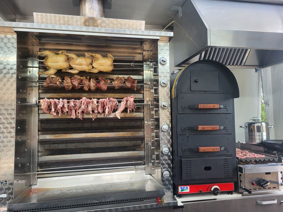 Vând afacere la cheie Foodtruck/firma/autorizații/concept/retete