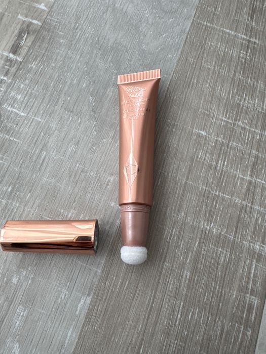 Charlotte tilbury beauty light wand