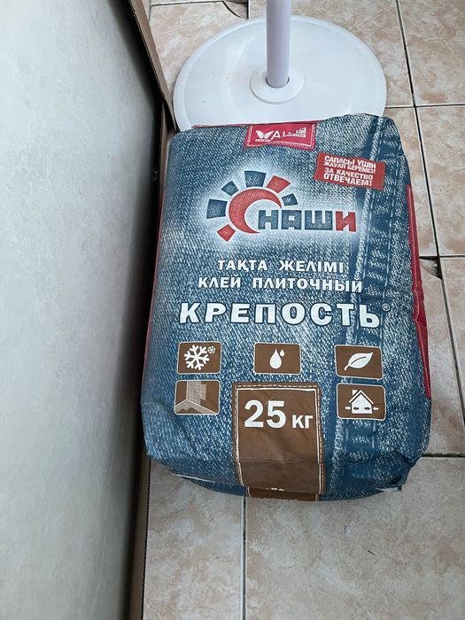 Кафельный клей Крепость