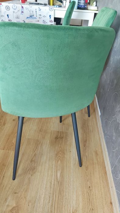 Столове зелени плюш уникално удобни + подарък плюшени зелени пердета