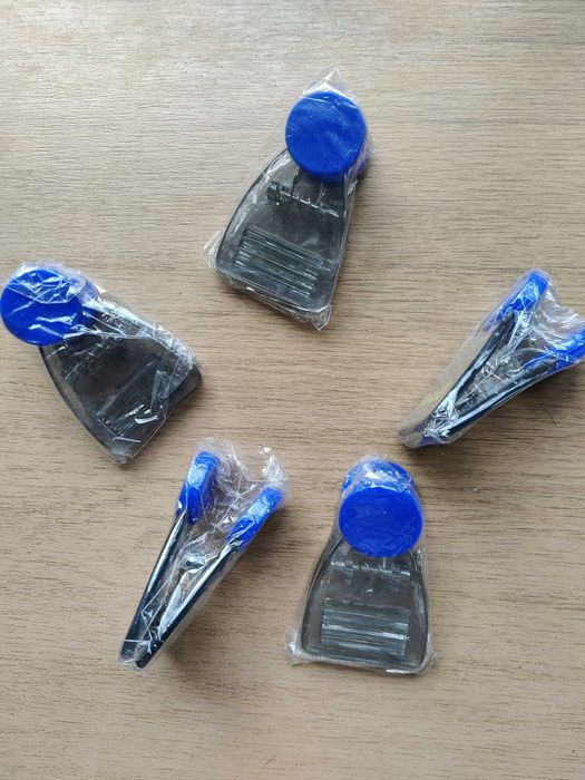 Продавам нови Телбод машинки (2 размера), антителбод и щипки