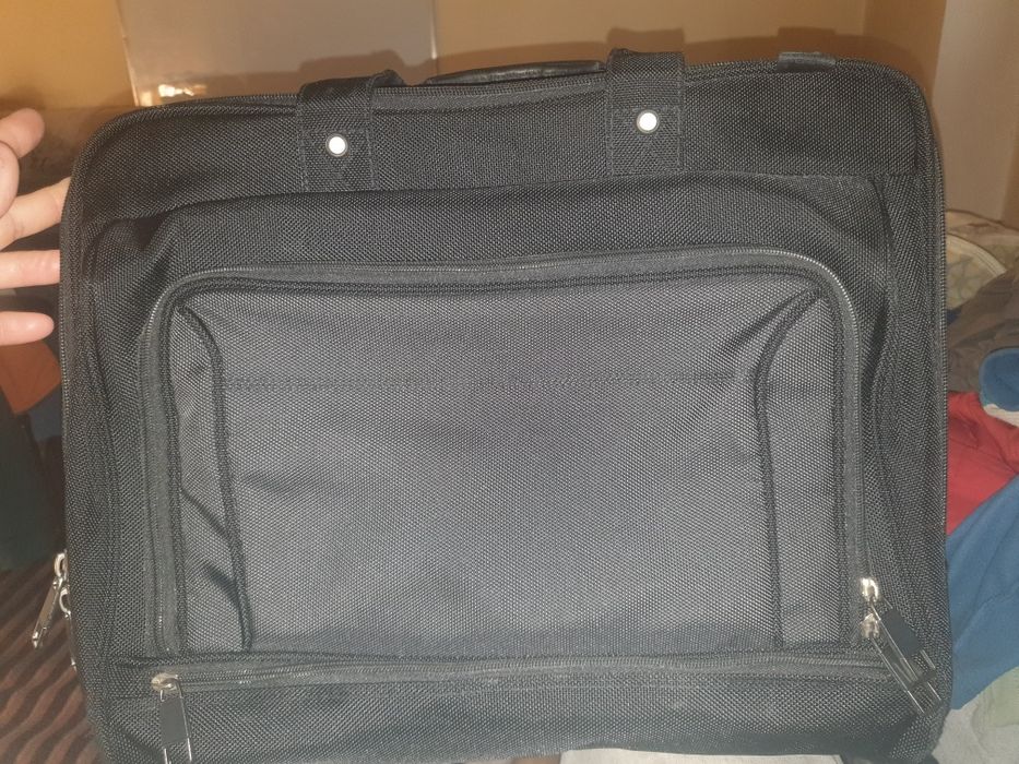 Сумка для ноутбука Dicota