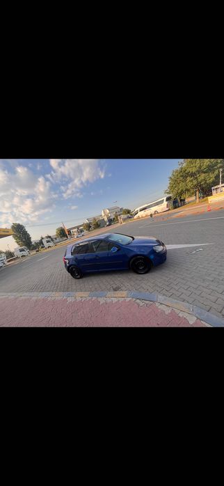 Vând autoturism