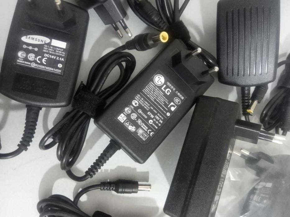 Адаптер, блок для питания к монитору от LG и на SAMSUNG 19v и 14v