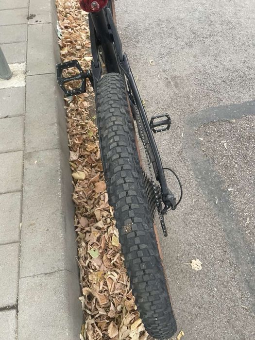 Продавам две гуми на schwalbe smart sam 27,5