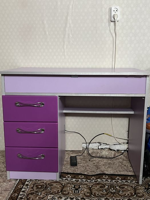 стол косметический