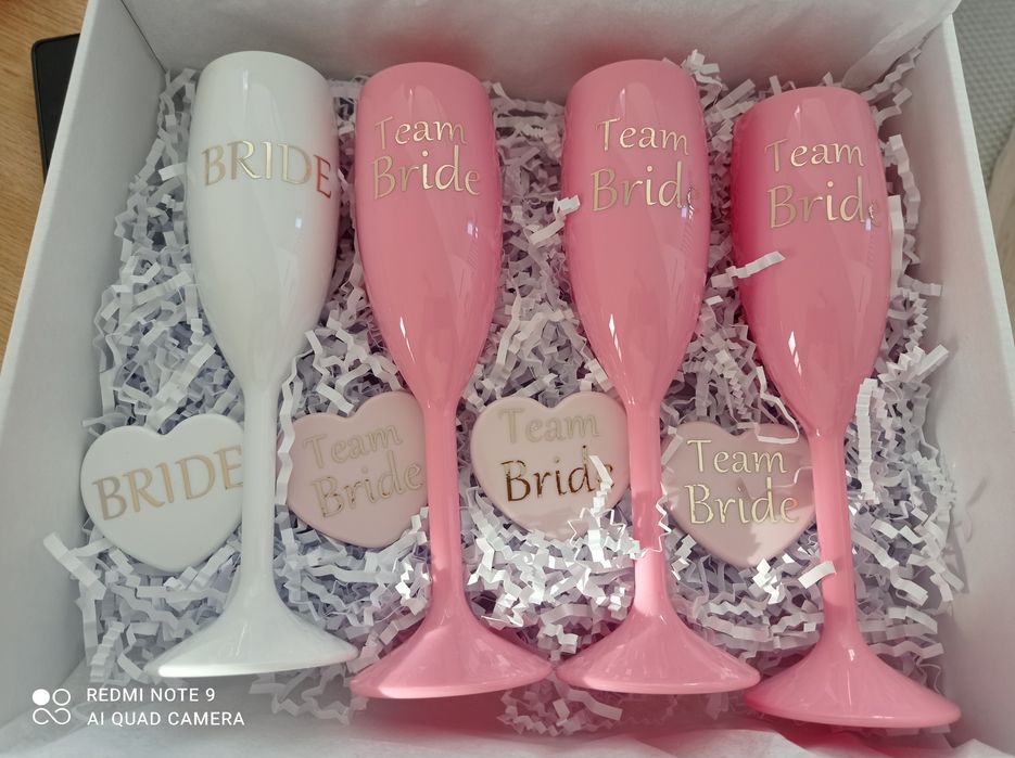 Чаши за моминско парти