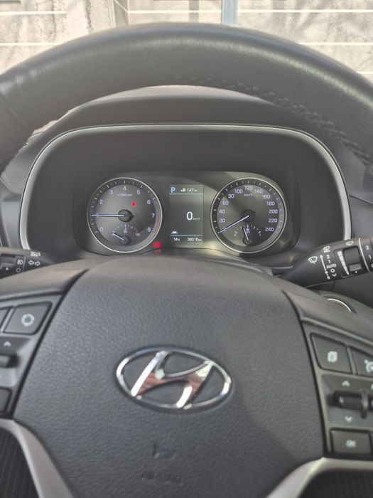 Продам Hyundai TUCSON