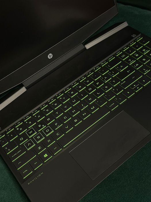 Vând HPPavilion15-dk2042nq în stare foarte buna Mai multe detalii wapp