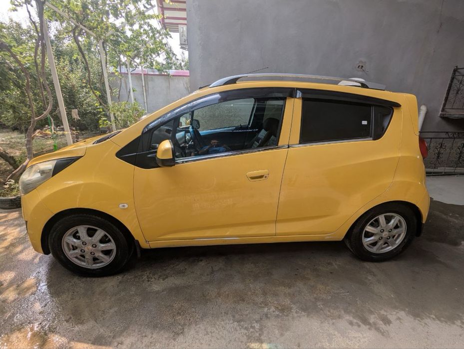 Спарк 3-позиция с метаном в аренду