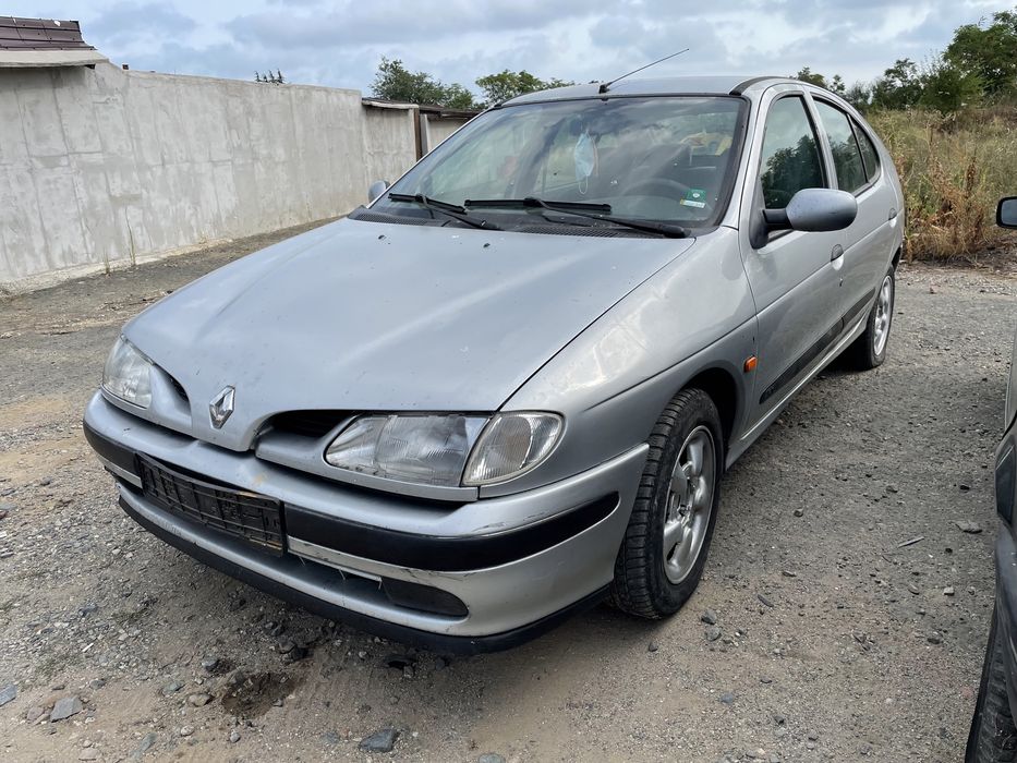 Reno Megane 1.6 90hp 1997 На Части