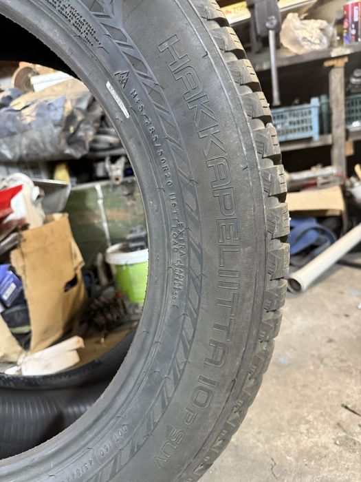 285/50/20 Нокиан