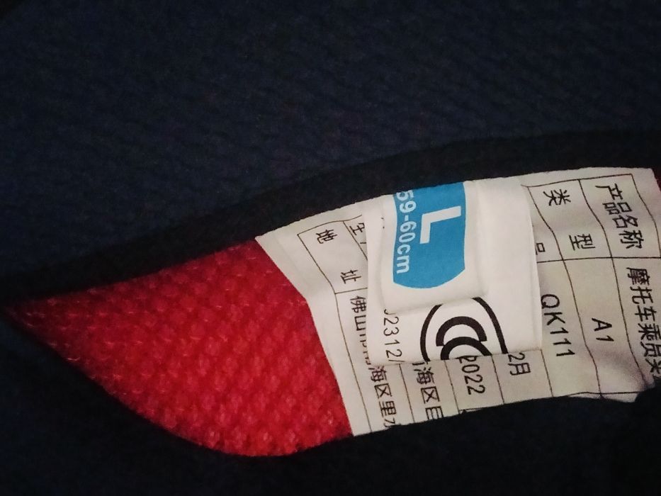 Продам мотошлемы в отличном состоянии