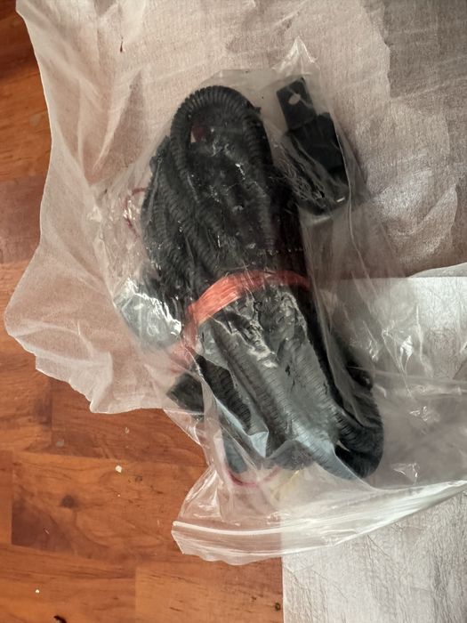 Туманник Тойота Ленд крузер 300