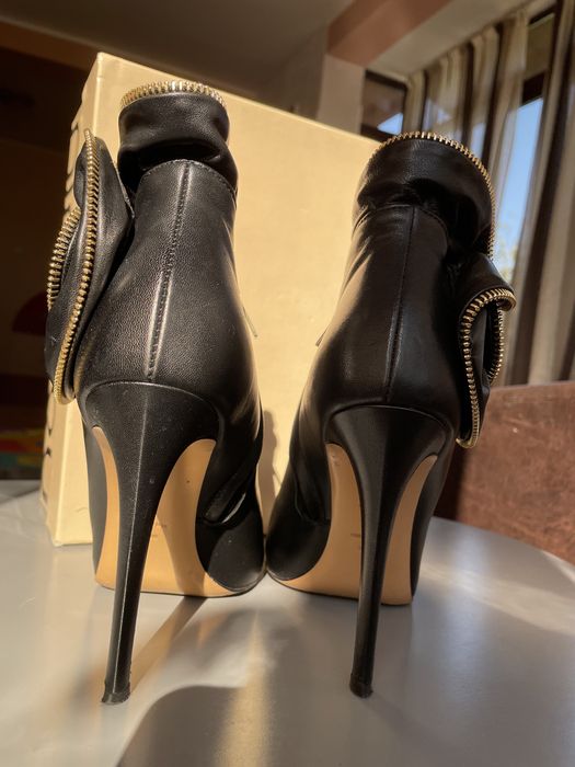 Botine Ninalilou
