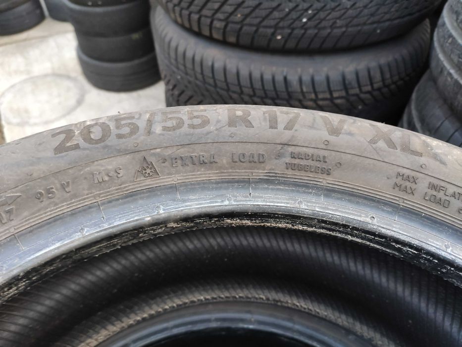 2бр Всесезонни гуми 205 55 17 - Continental - DOT 2023