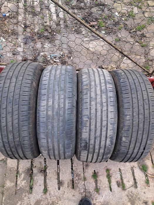 Vand anvelope  de vara 215 60 16