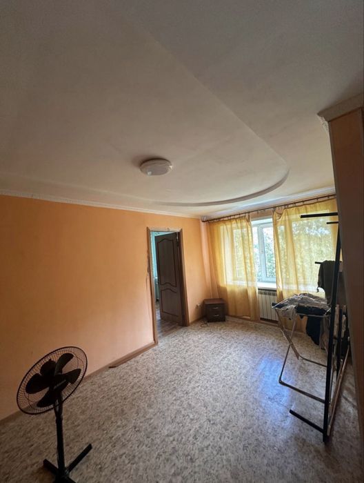 Продам 2 комн квартиру