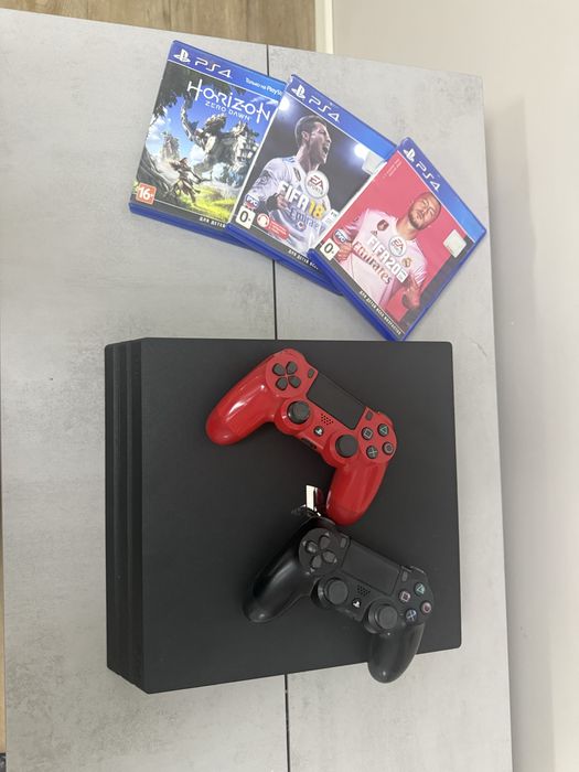 Пс 4 про в идеальном состяонии