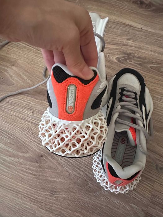 Маратонки ADIDAS 4D