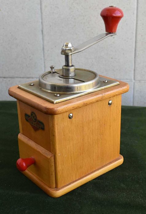 Мелничка за черен пипер/кафе и др.