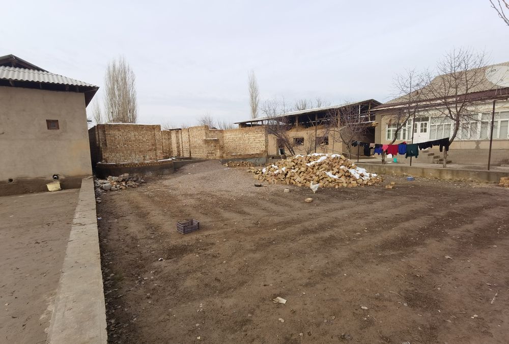 6 sotix yer uchastka