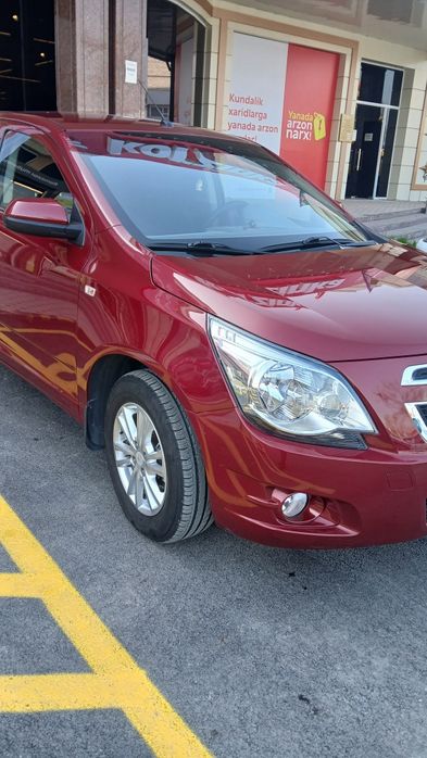 Moshina 1 qol salondan olinga kraskasi toza faqat 92 95 benzinda yurga