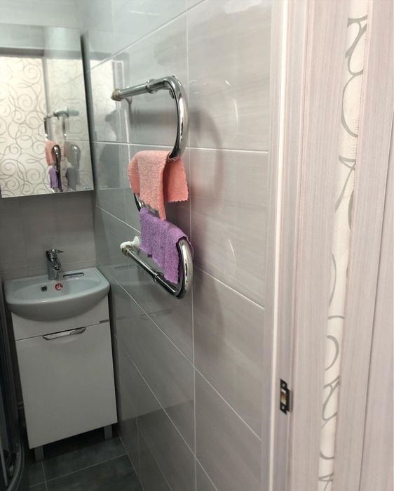 Кафельщик . Плиточник, кафель , керамогранит , ремонт санузлов ,