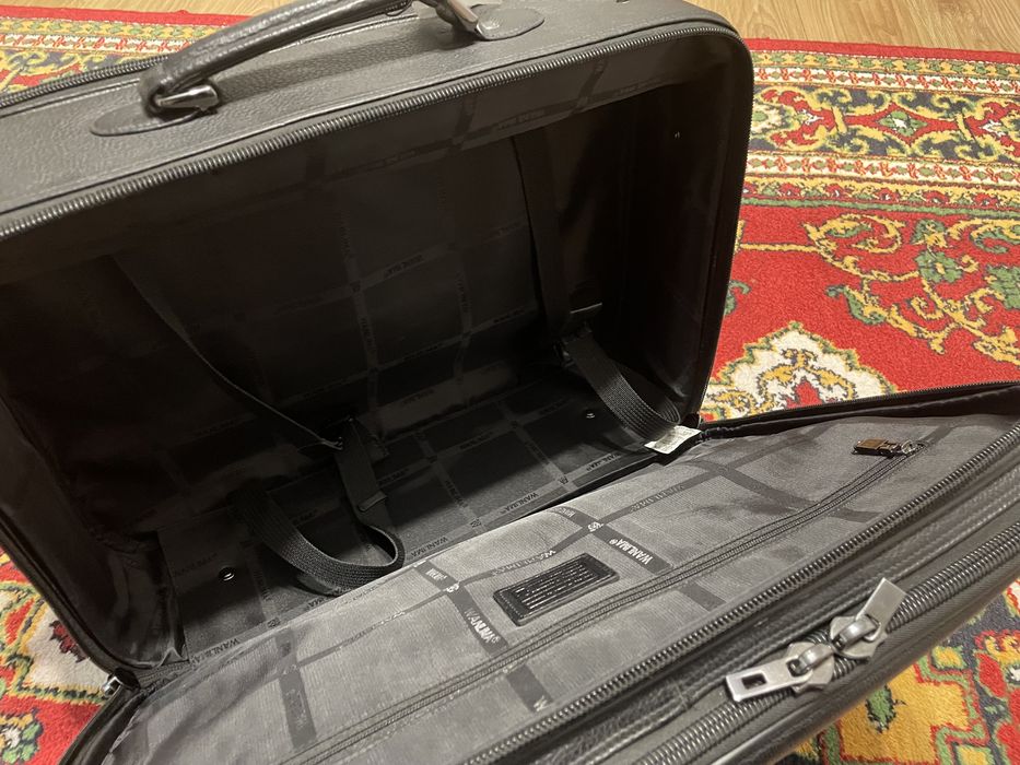 Кожанный Чемодан. Дорожная сумка.