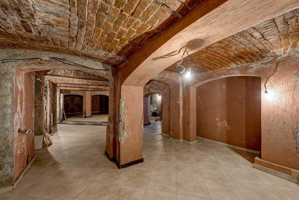 Spatiu comercial 200 m.p. de inchiriat zona Cismigiu - str. Cobalcescu