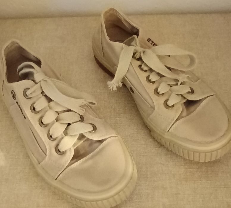 Дамски.    кецове