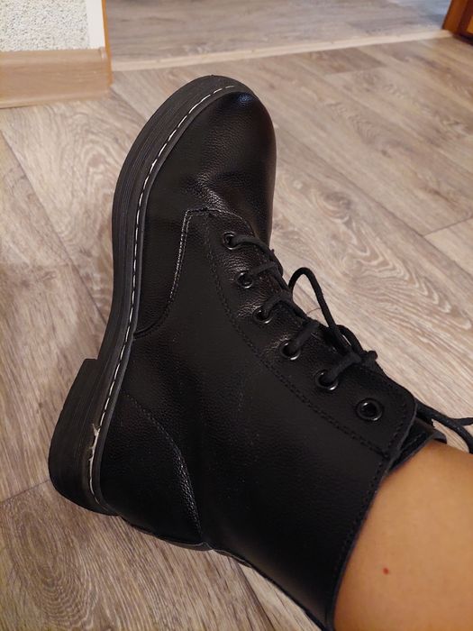 Продаю ботинки, размер 36 (маломерят)