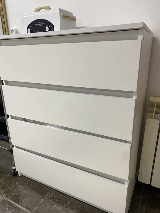 Продам комод белый в отличном состоянии