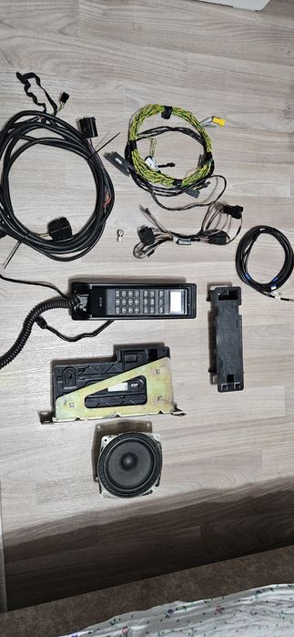 Штатный телефон на бмв е34-ку