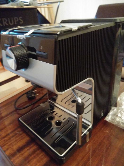 Кафе машина Крупс