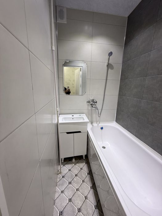 Kvartira 2 xonalik tezda sotiladi