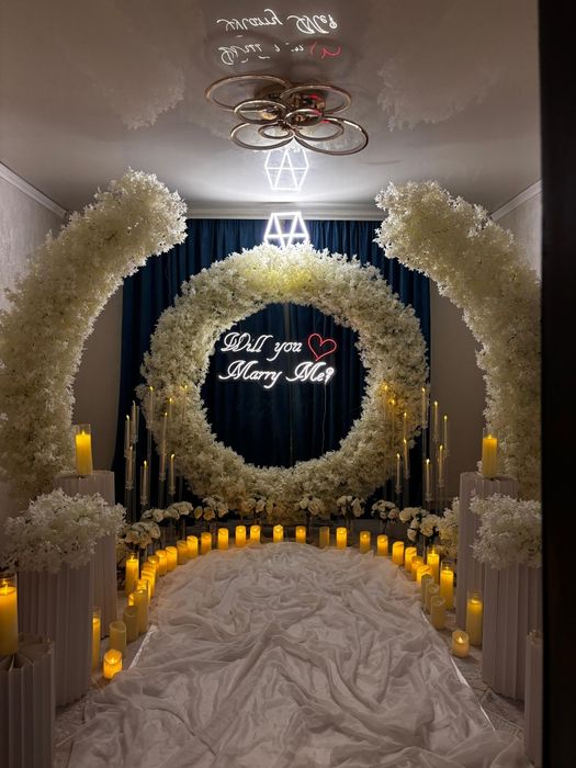 Marry me- предложение руки и сердца.