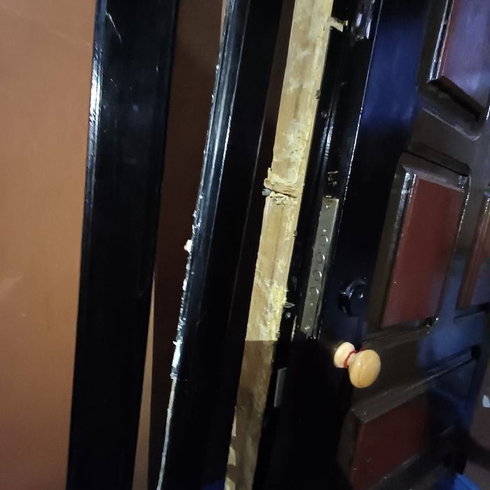 Дверь массив дерева