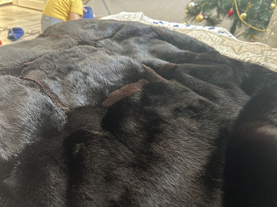 Длинная норковая шуба