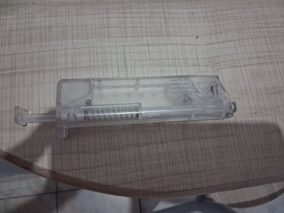 Alimentator de bile