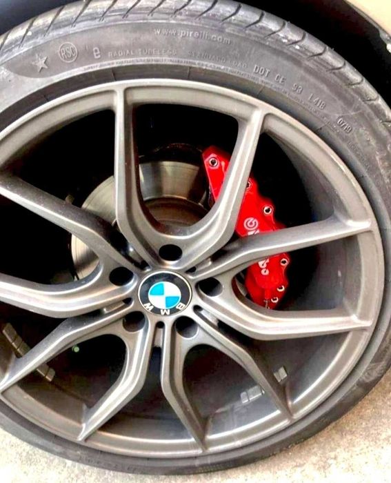 Pachet 4 Capace Etrieri Brembo Decorative, Universale BMW Toyota VW