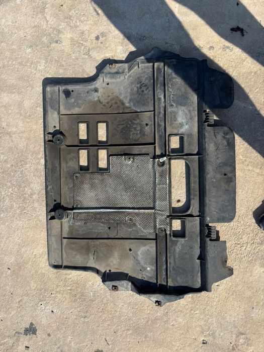 Кора под мотора за Peugeot 3008 2015 9659253980