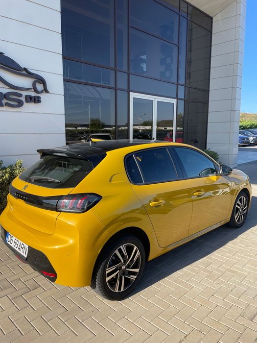Vand PEUGEOT 208 automat 2022