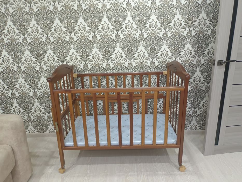 Продам детский кроватку