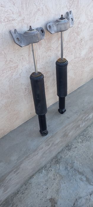 Задние амортизаторы на Малибу 1