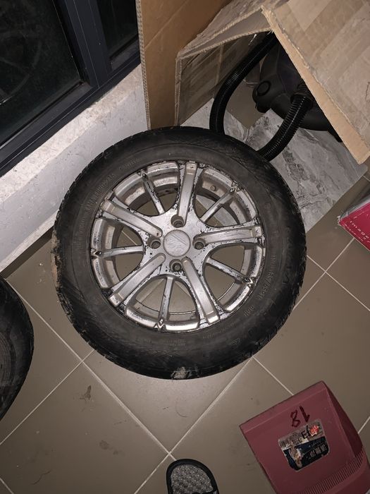 Автошина зимнийе